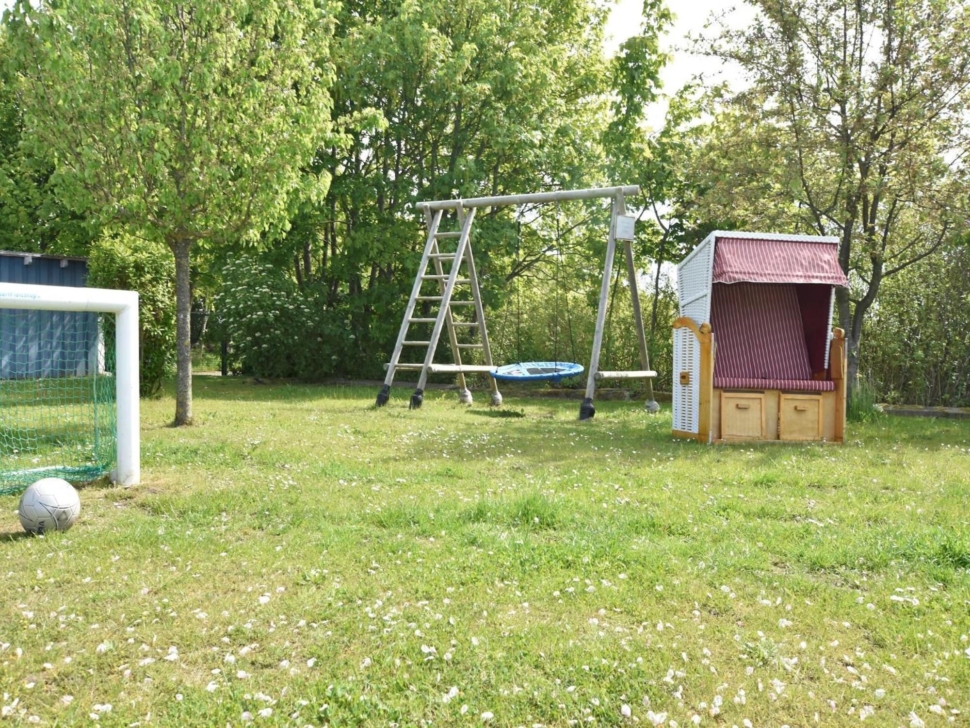 Pretty Apartment In Wiek With Garden Wiek auf Rügen 外观 照片